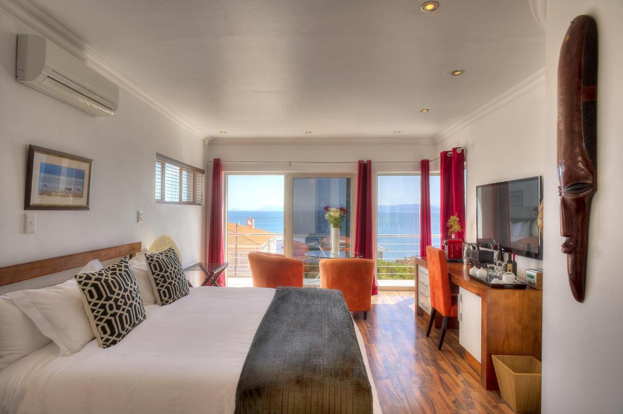 Sea Star Lodge Gansbaai Exterior photo