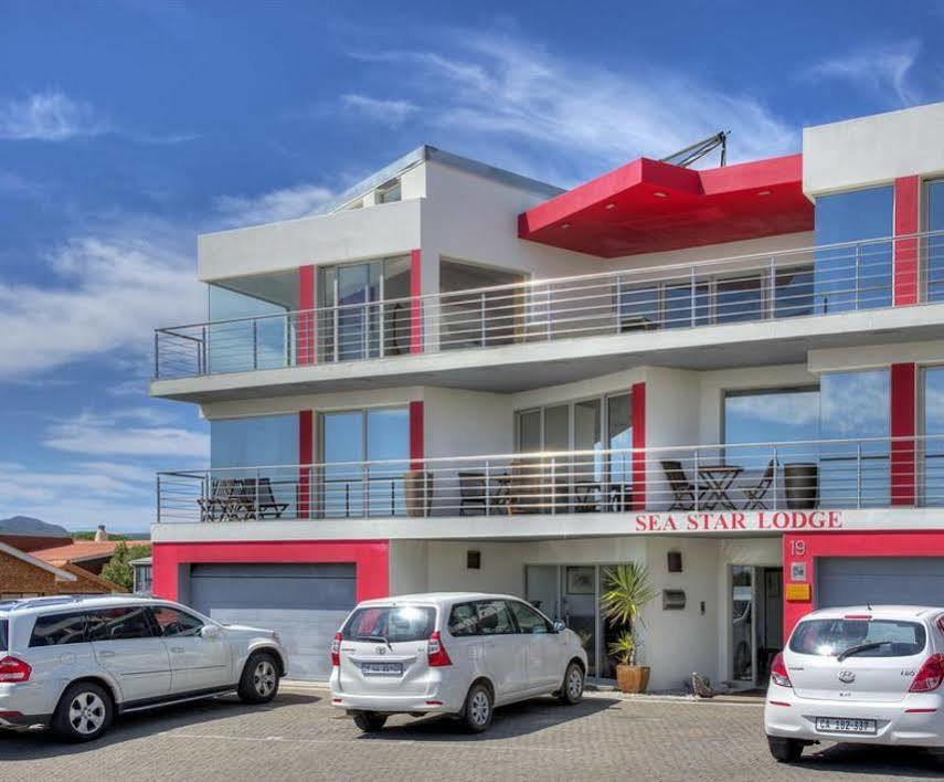 Sea Star Lodge Gansbaai Exterior photo